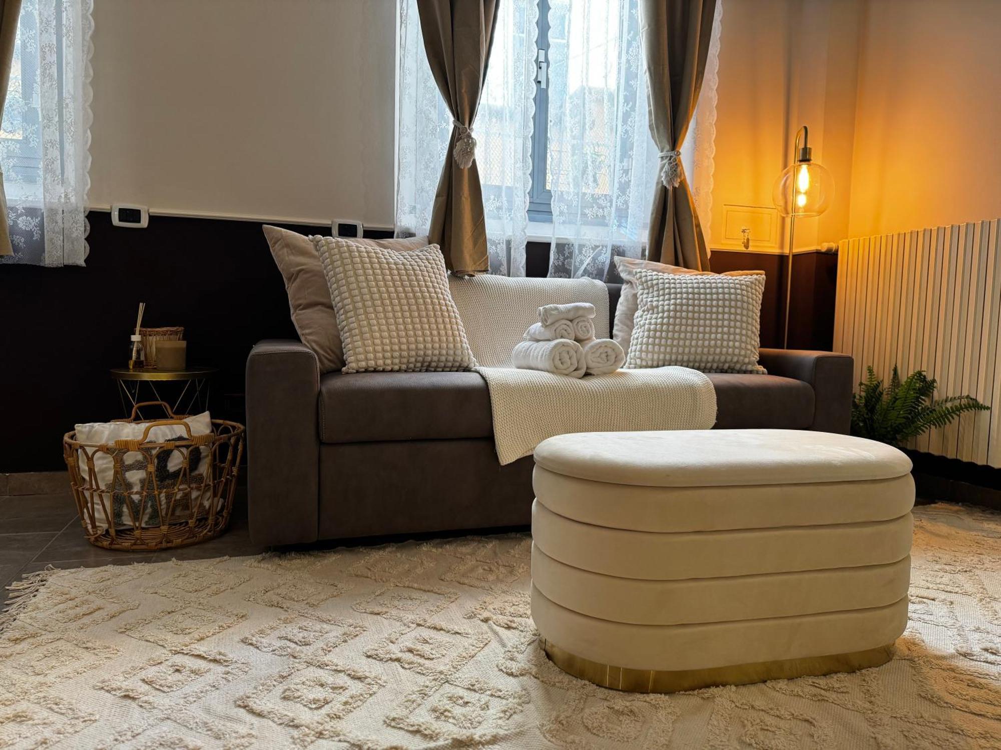 Regina Milano In Verona - Sky Tv, Wifi E Breakfast Box Apartment Exterior foto