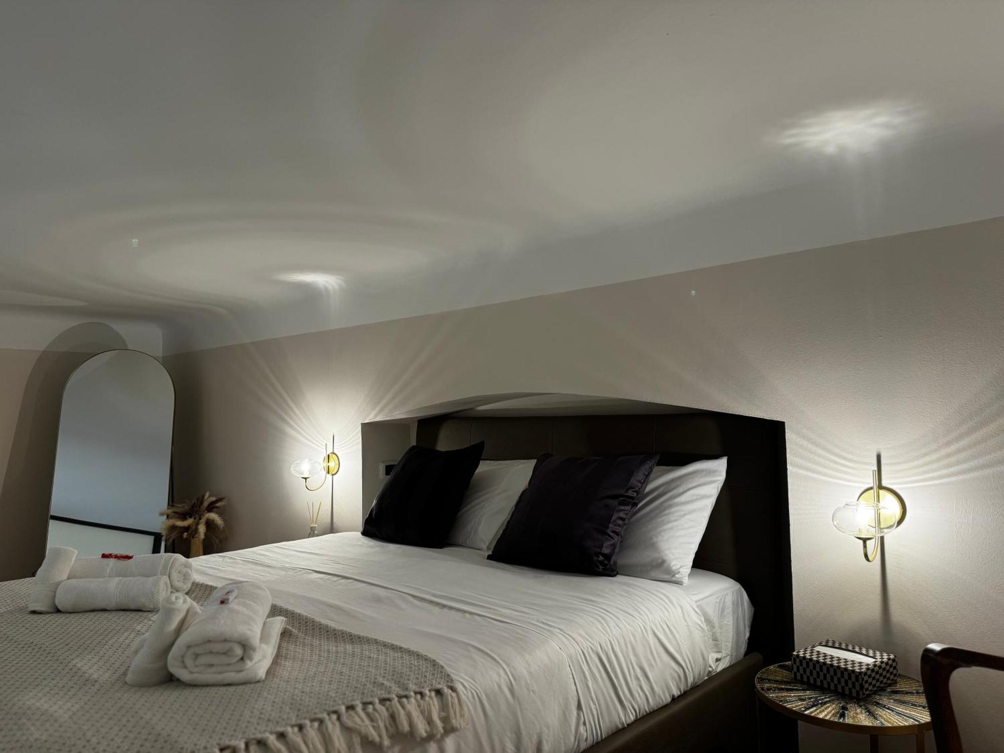 Regina Milano In Verona - Sky Tv, Wifi E Breakfast Box Apartment Exterior foto